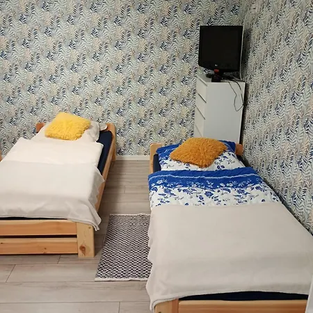 Tanie Noclegi Pod Hotrensjami - 2 Apartamenty Do Wynajecia *
