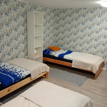 Tanie Noclegi Pod Hotrensjami - 2 Apartamenty Do Wynajecia Apartamento *