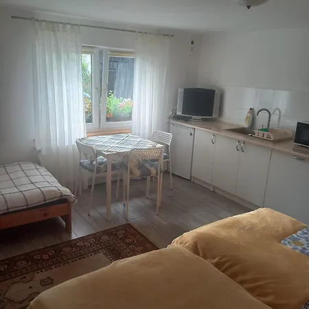 Tanie Pod Hotrensjami - 2 Do Wynajecia Jeldzino